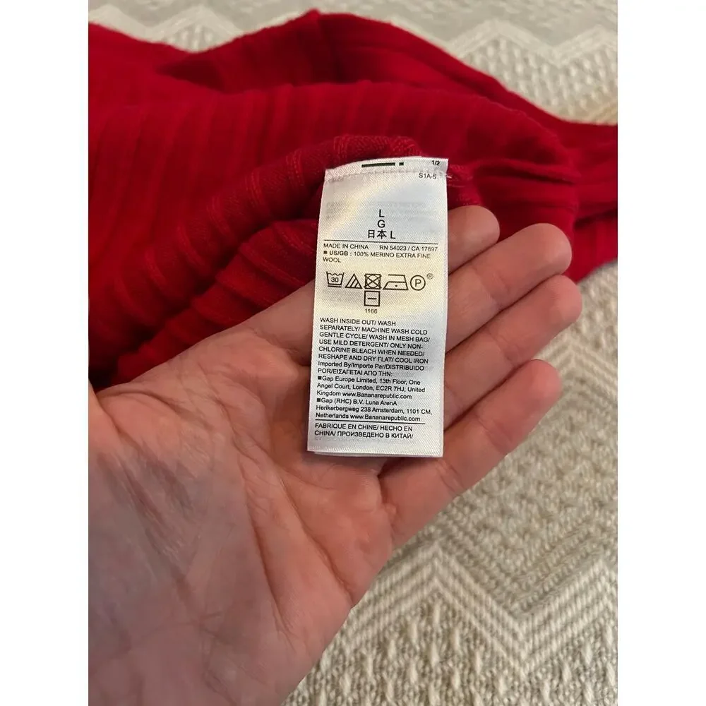 Banana Republic Ribbed Merino Movk-Neck Sweater in RED, size L, NWT! - Picture 11 of 11